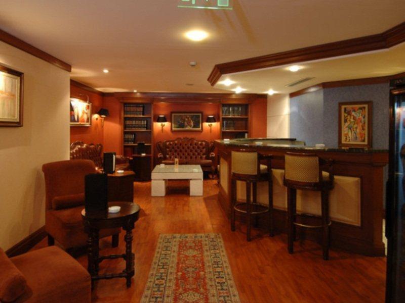 Eresin Hotels Taxim & Premier Стамбул Экстерьер фото